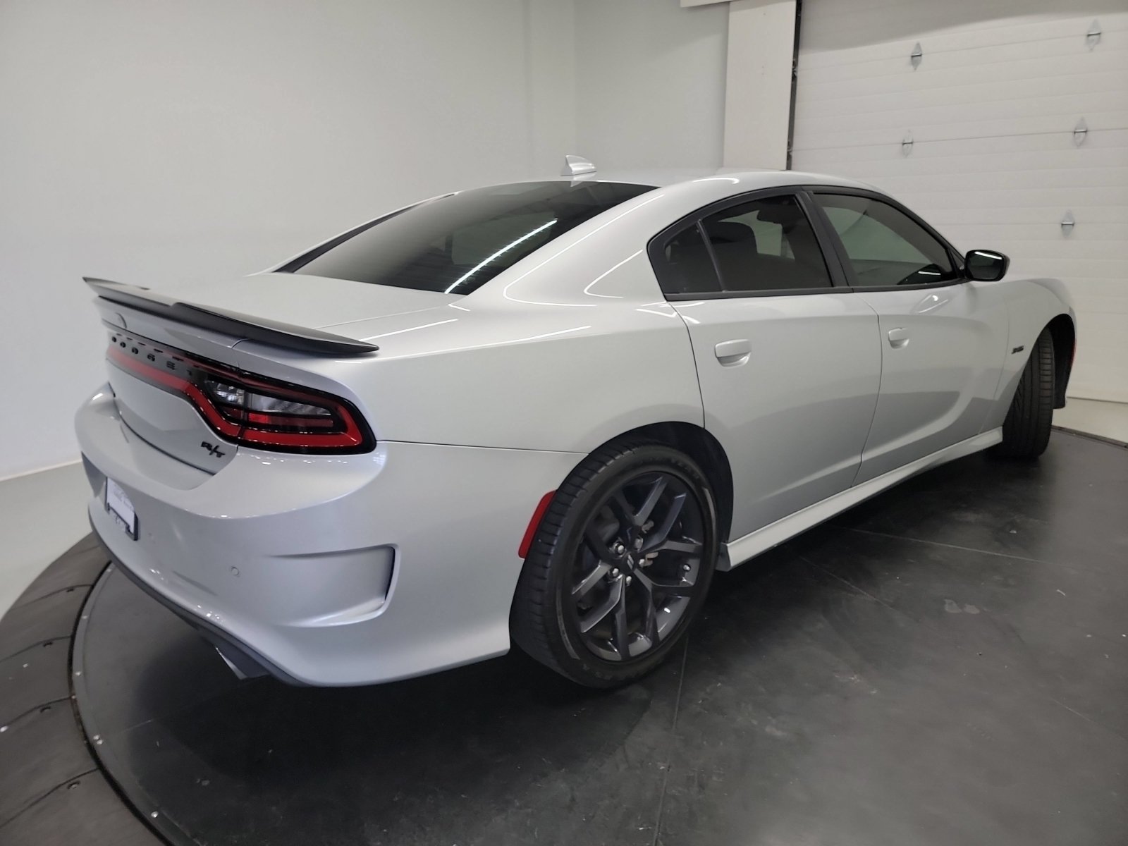 Used 2023 Dodge Charger R/T w/ Blacktop Package RWD image 9