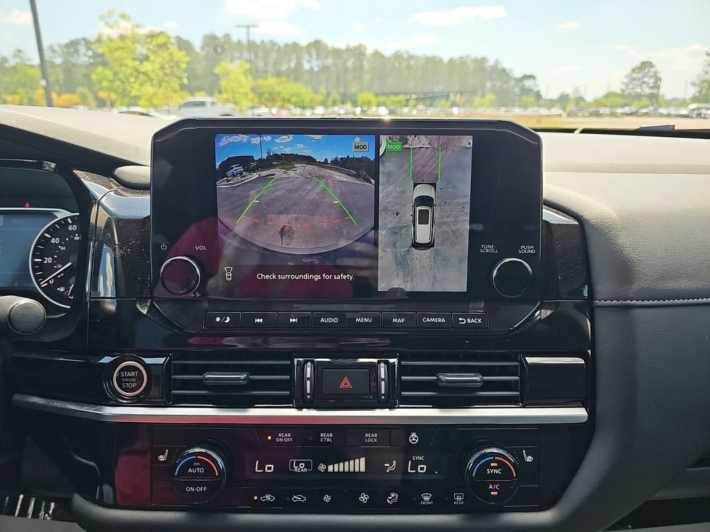 Used 2024 Nissan Pathfinder SL w/ SL Premium Package image 28