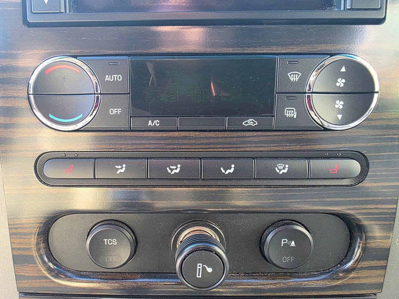 Used 2008 Lincoln Mark LT 2WD image 39