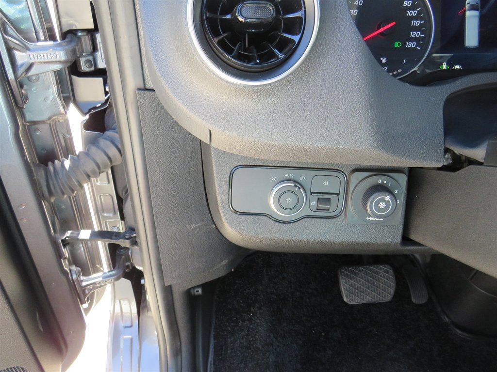 Used 2022 Mercedes-Benz Sprinter 4500 w/ Parking Package image 28