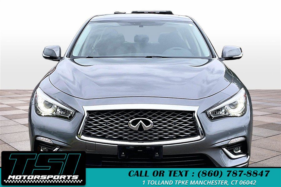 Used 2019 INFINITI Q50 Luxe w/ Essential Package (3.0T Luxe) AWD/4WD image 3