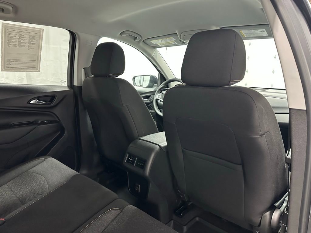 Used 2022 Chevrolet Equinox LT image 49