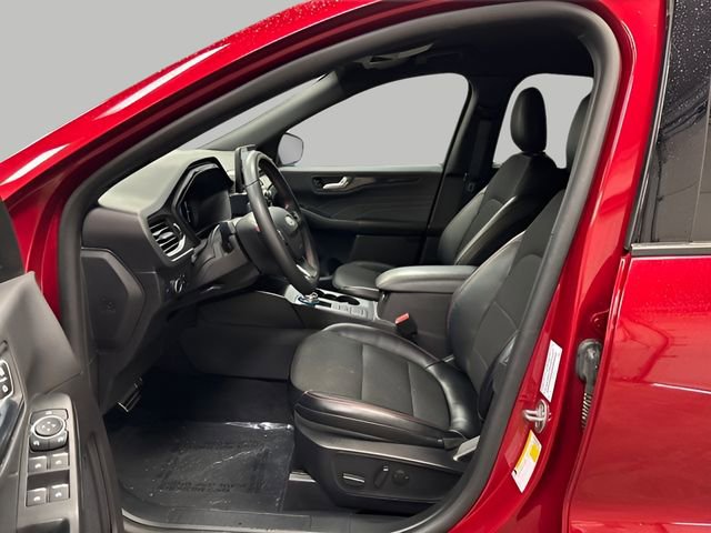 Used 2024 Ford Escape ST-Line image 9