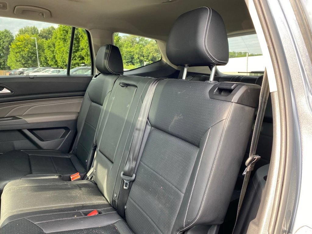 Used 2023 Volkswagen Atlas SE AWD/4WD image 16