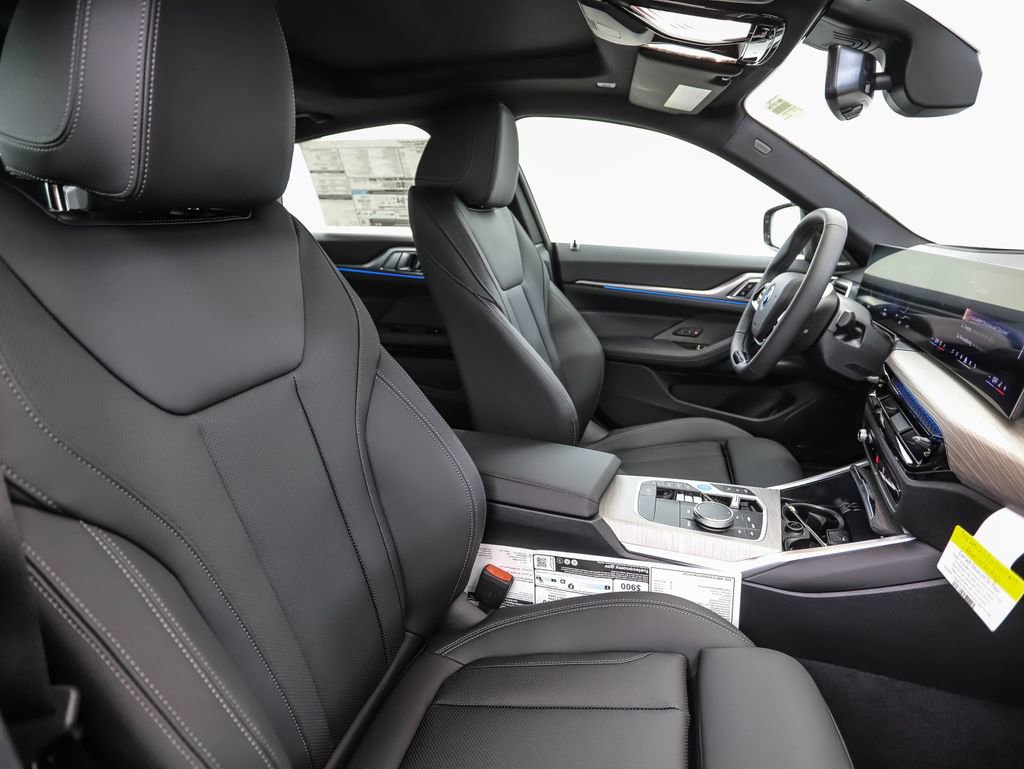 Used 2026 BMW i4 xDrive40i w/ Premium Package image 31