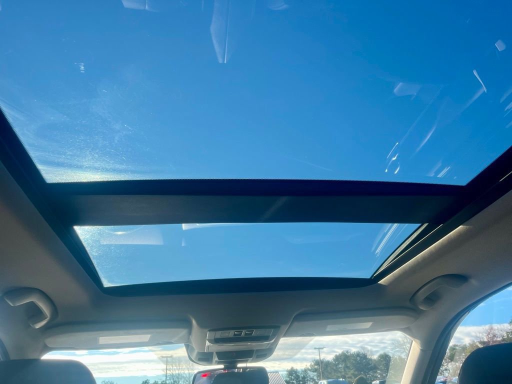 Used 2021 Nissan Rogue SL image 24