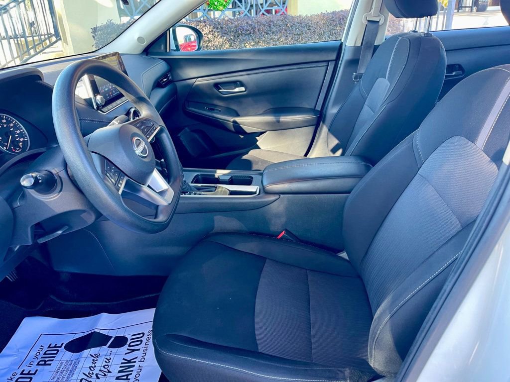 Used 2024 Nissan Sentra SV image 10