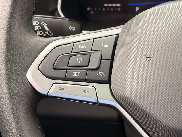 Used 2022 Volkswagen Jetta SE w/ Panoramic Sunroof Package FWD image 14