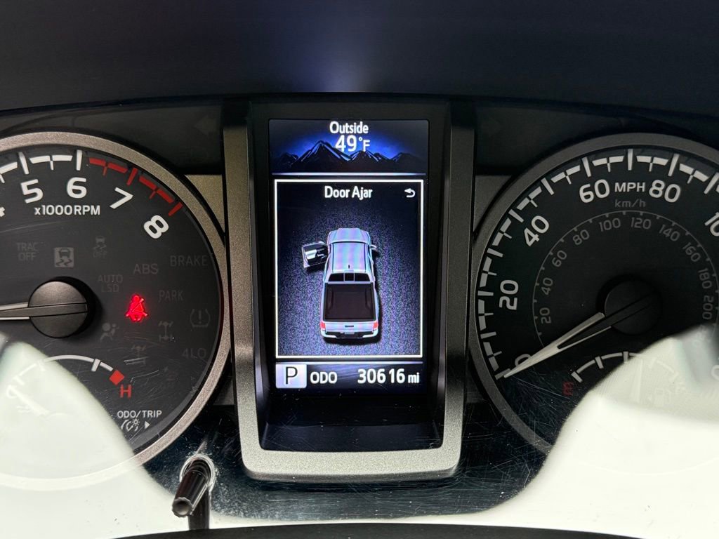 Certified 2023 Toyota Tacoma TRD Off-Road w/ Technology Package image 33