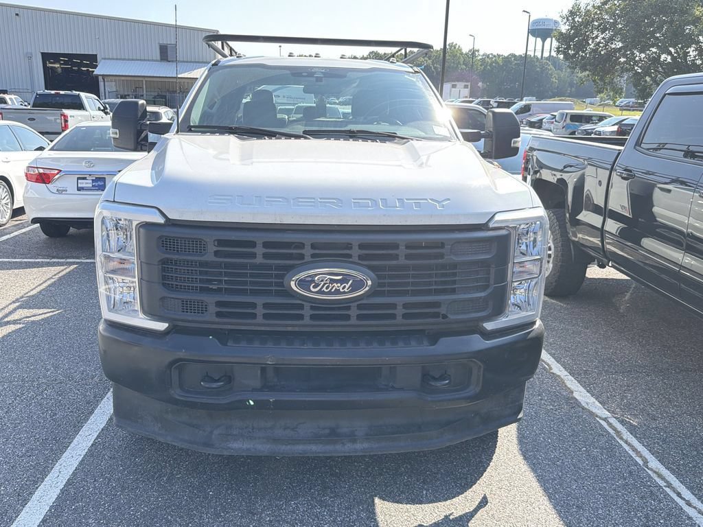 Used 2024 Ford F350 XL AWD/4WD image 2