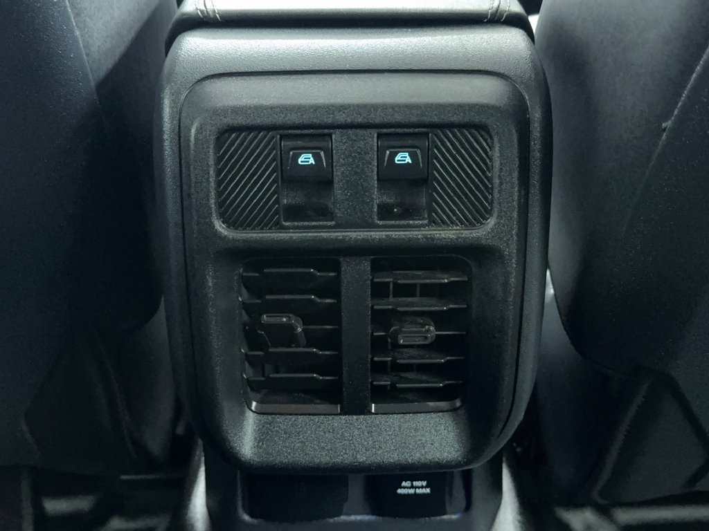 Used 2025 Ford Bronco Badlands AWD/4WD image 24