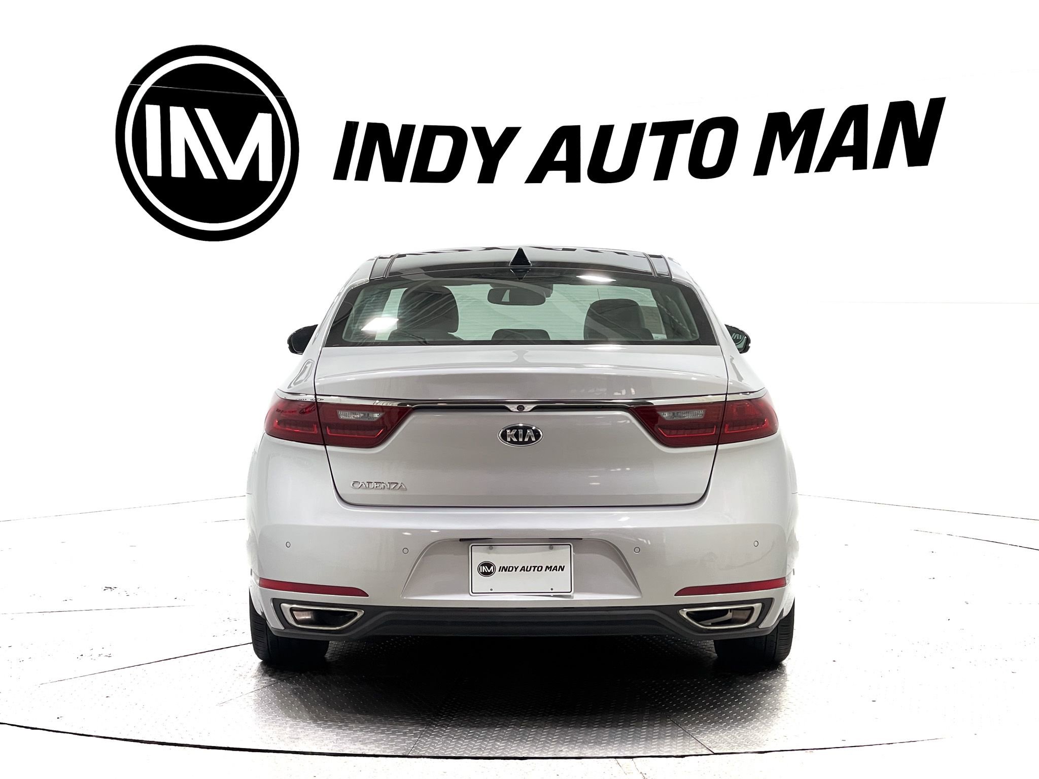 Used 2018 Kia Cadenza Technology image 5