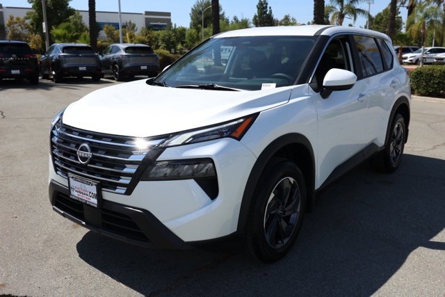 New 2026 Nissan Rogue SV image 8