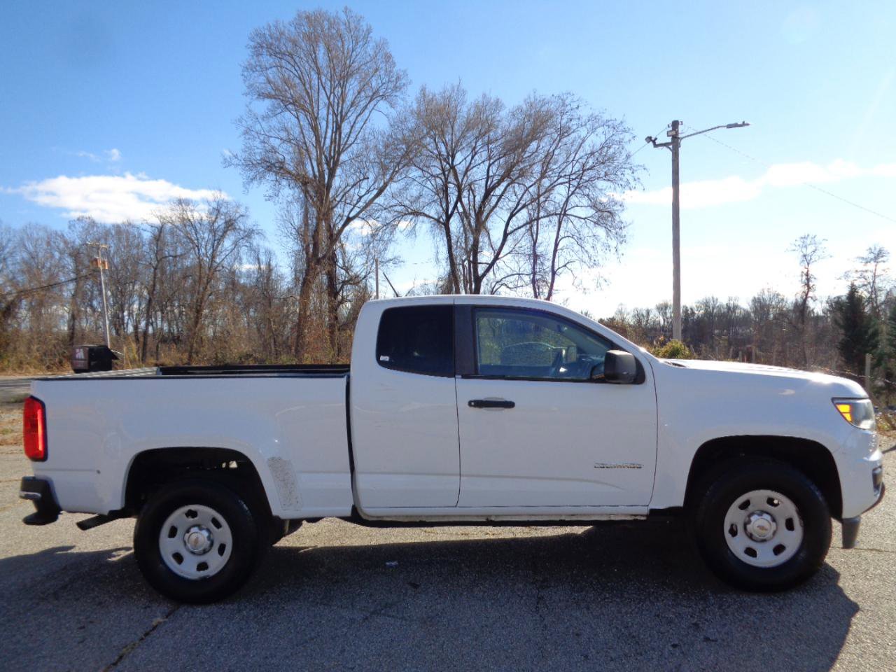 Used 2015 Chevrolet Colorado W/T RWD image 4