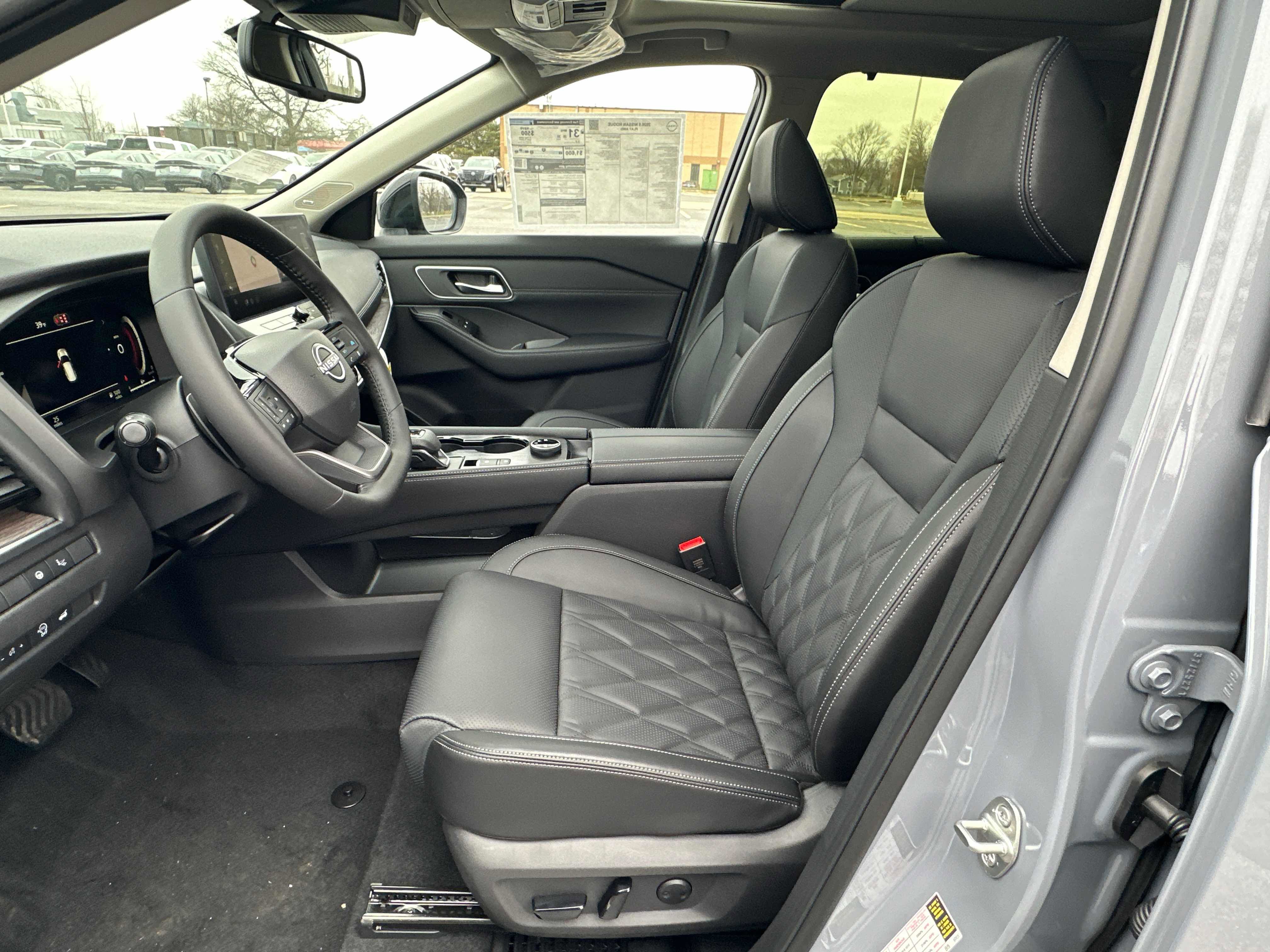 New 2026 Nissan Rogue Platinum image 23