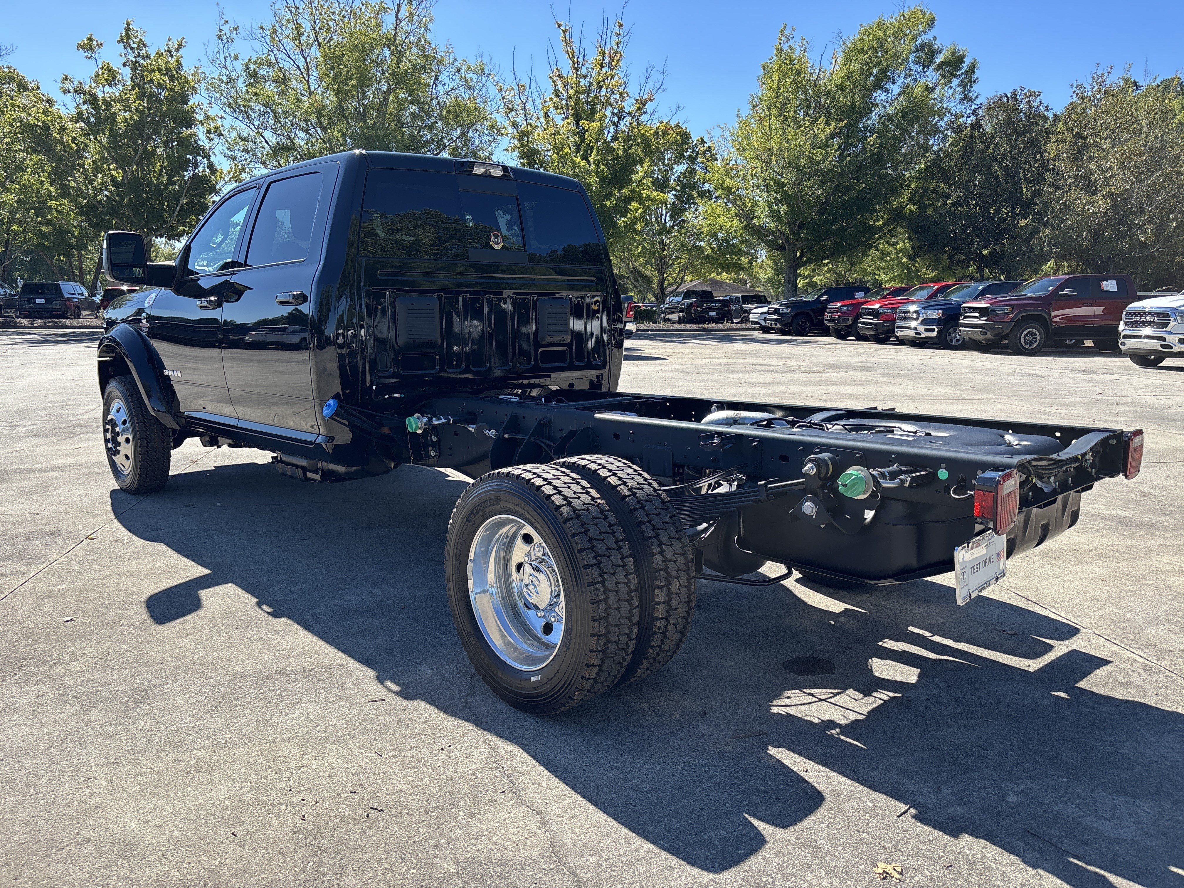 New 2027 RAM 5500 4x4 Crew Cab w/ Laramie Trim Package image 5