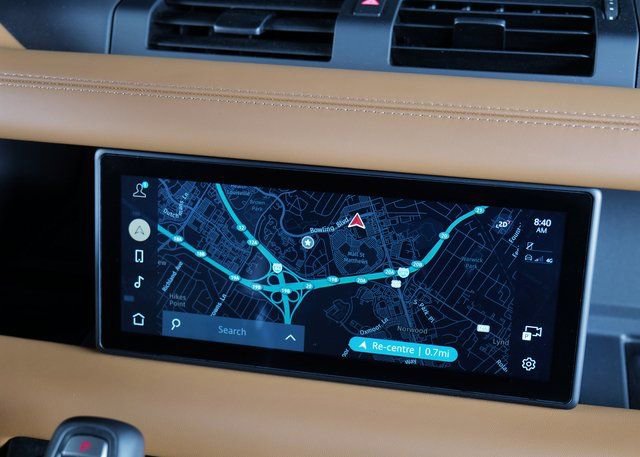 Used 2021 Land Rover Defender 90 X image 17