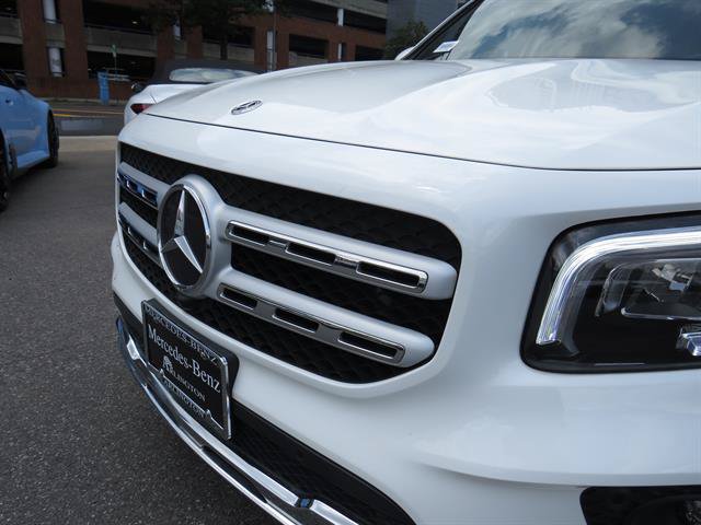Certified 2023 Mercedes-Benz GLB 250 4MATIC image 24