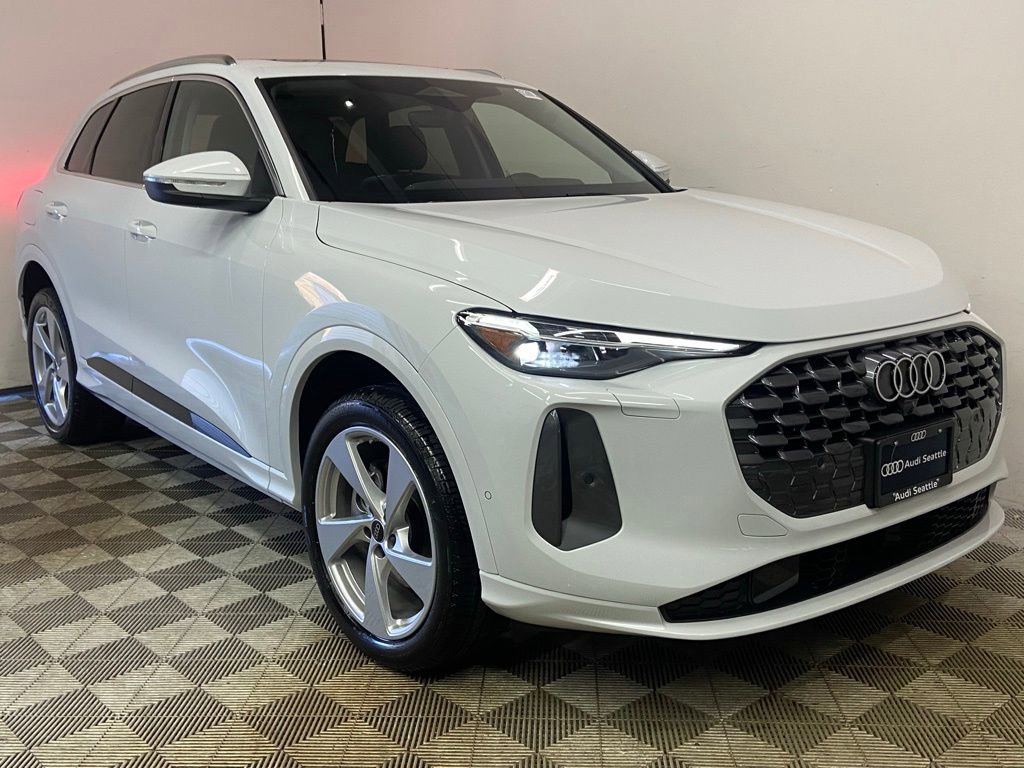New 2025 Audi Q5 Premium Plus image 1