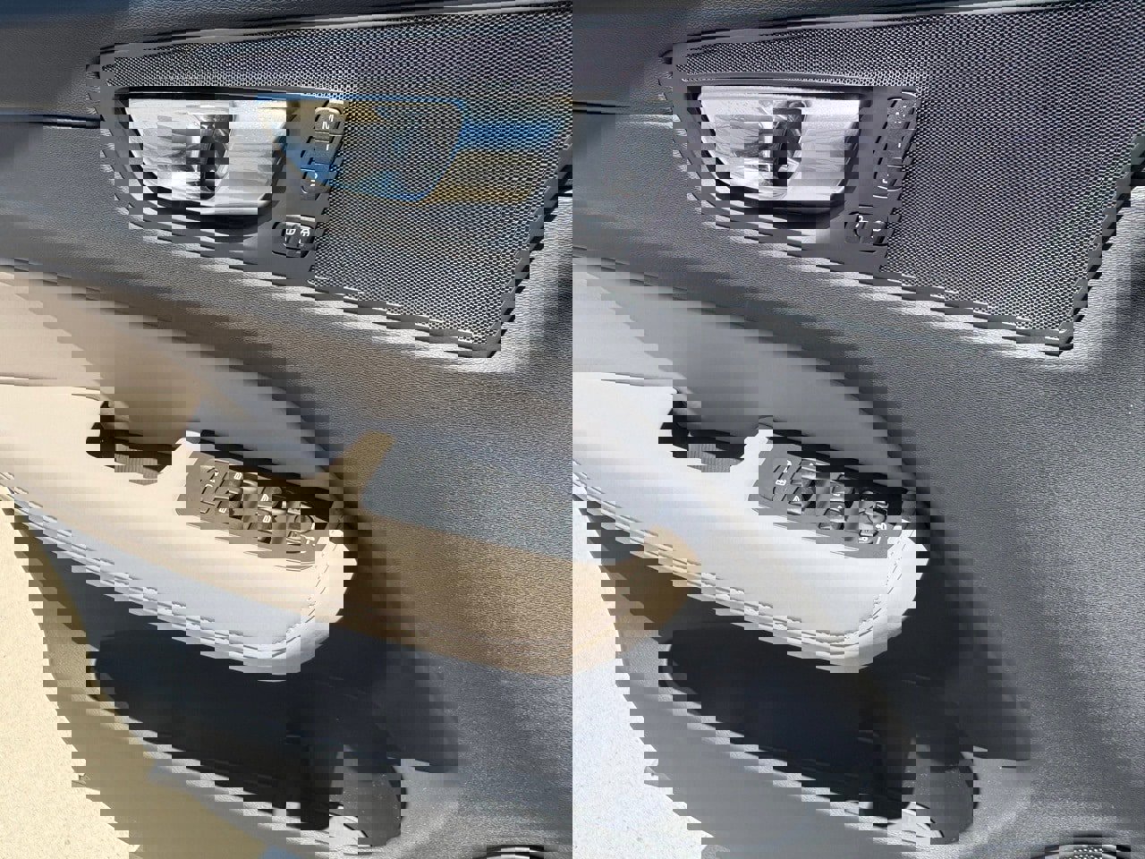 New 2026 Volvo XC60 B5 Plus w/ Protection Package Premier image 16