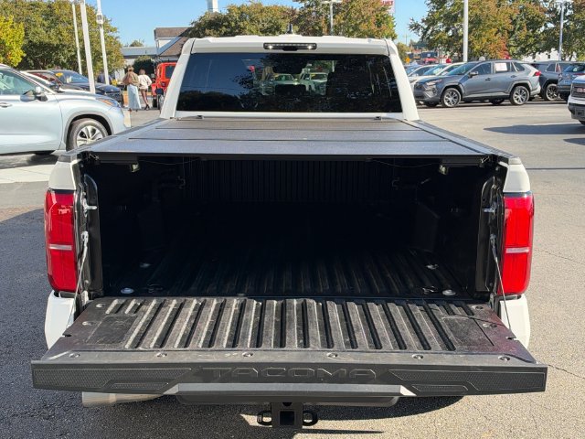 Used 2024 Toyota Tacoma TRD Off-Road AWD/4WD image 5