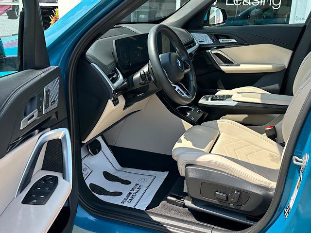 Used 2024 BMW X1 xDrive28i w/ Premium Package AWD/4WD image 13