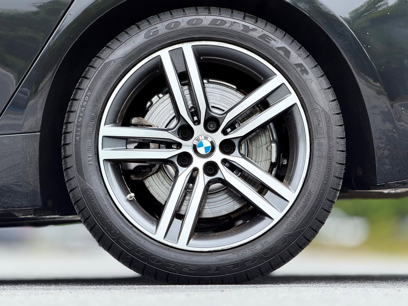 Used 2022 BMW 530i w/ M Sport Package RWD image 19