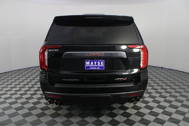 Used 2023 GMC Yukon AT4 w/ Technology Package image 29