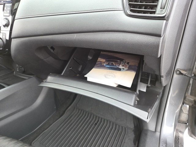 Used 2017 Nissan Rogue SV image 46