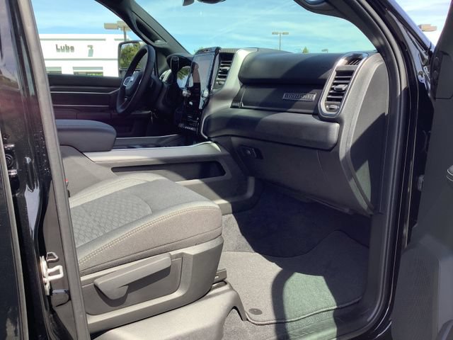 New 2026 RAM 2500 Big Horn AWD/4WD image 39