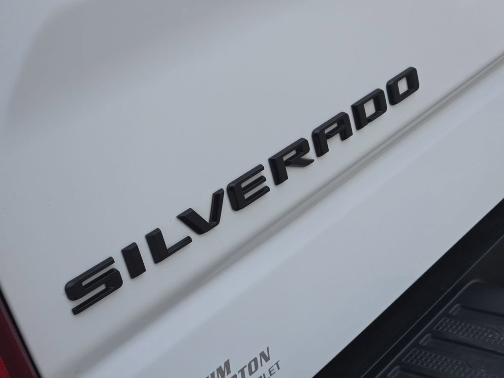 Used 2024 Chevrolet Silverado 1500 Custom Trail Boss w/ LPO, Dark Essentials Package image 15