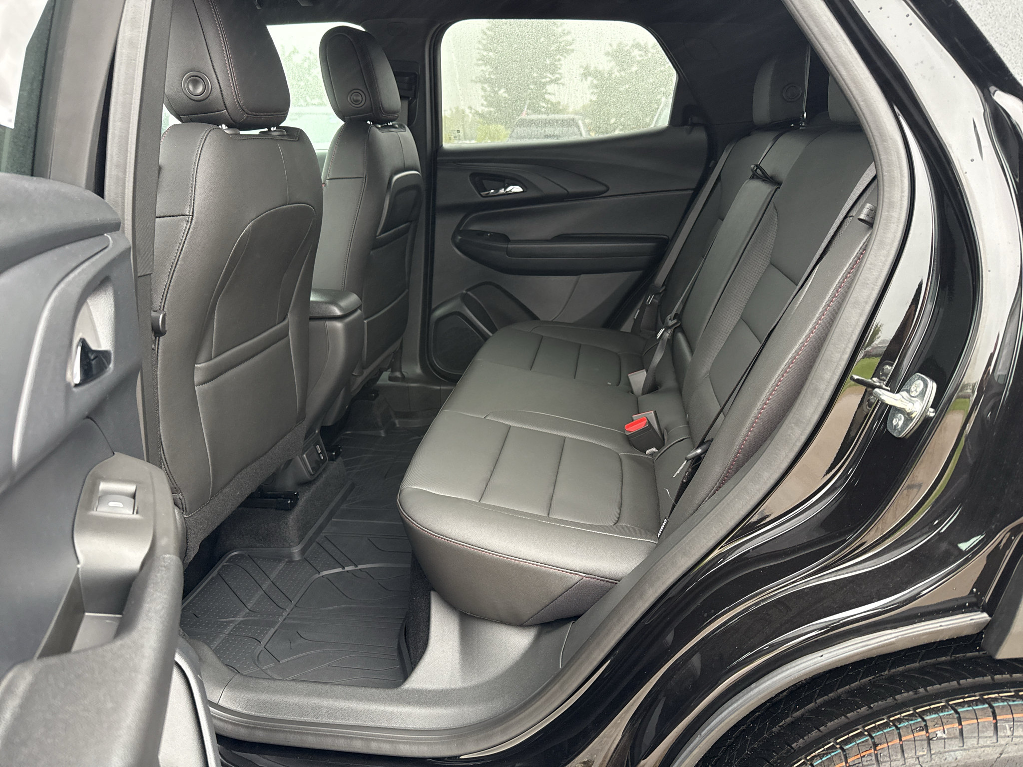 New 2026 Chevrolet TrailBlazer RS w/ Convenience Package FWD image 31