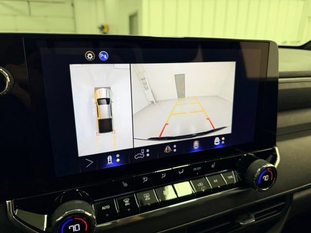 Certified 2025 Chevrolet Colorado Trail Boss AWD/4WD image 15