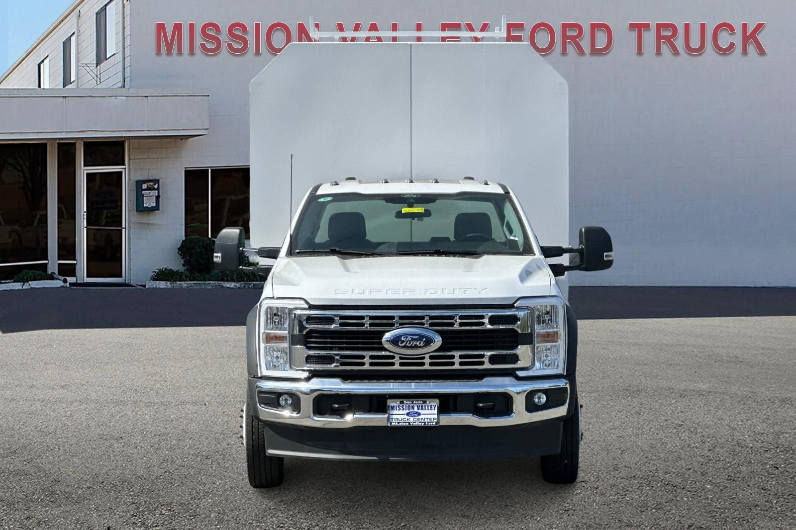 New 2025 Ford F550 2WD Regular Cab Super Duty image 9