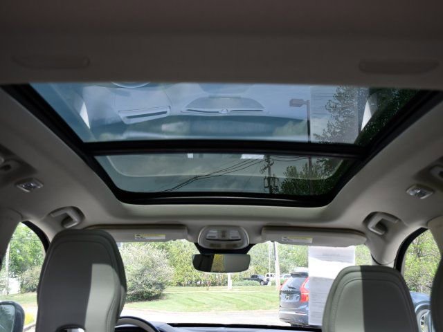 Used 2023 Volvo XC90 B6 Ultimate w/ Protection Package Premier AWD/4WD image 22