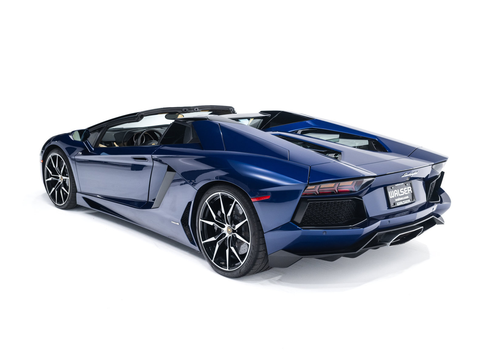 Used 2013 Lamborghini Aventador LP 700-4 AWD/4WD image 4