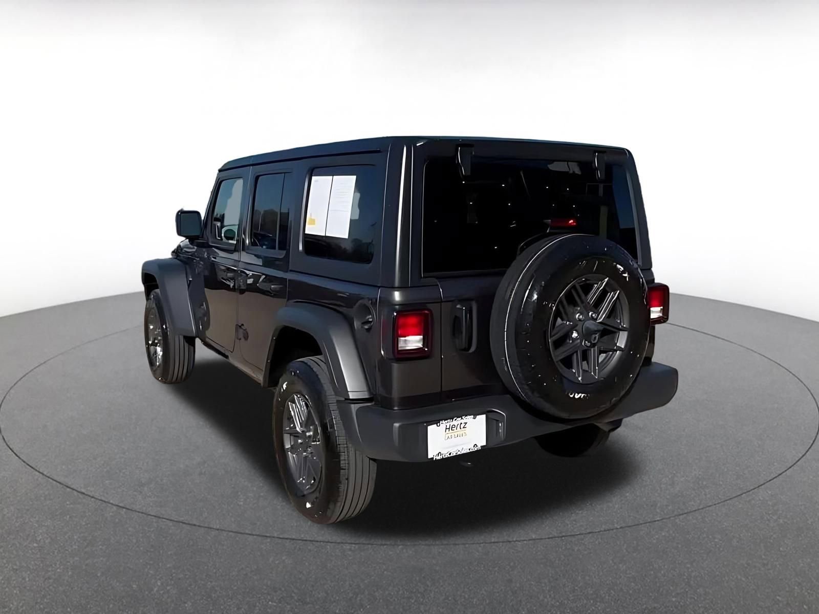 Used 2025 Jeep Wrangler Sport S image 8