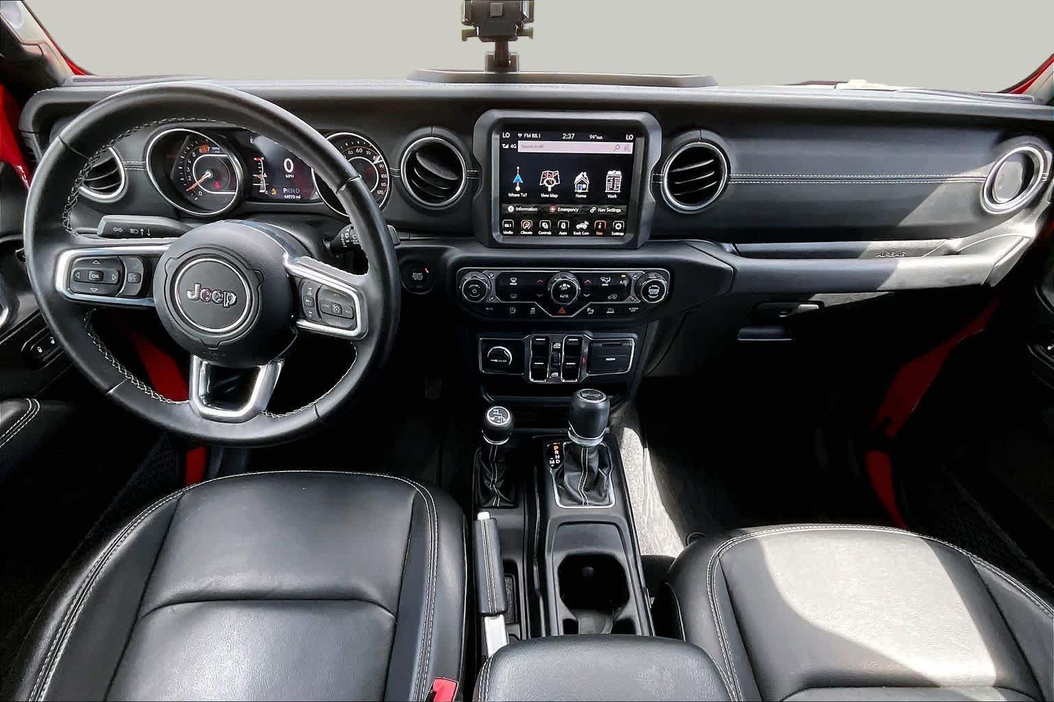 Used 2021 Jeep Wrangler Unlimited Sahara AWD/4WD image 15