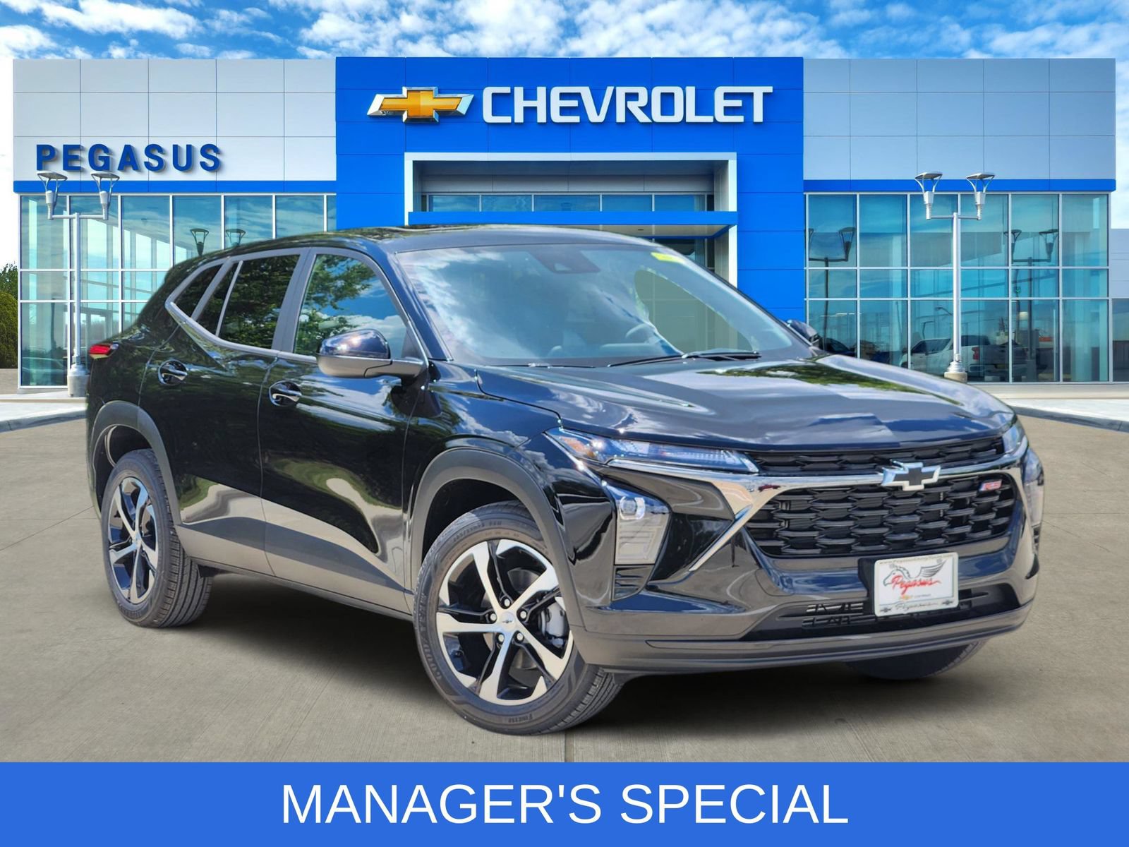 New 2026 Chevrolet Trax RS w/ Sunroof Package FWD image 1