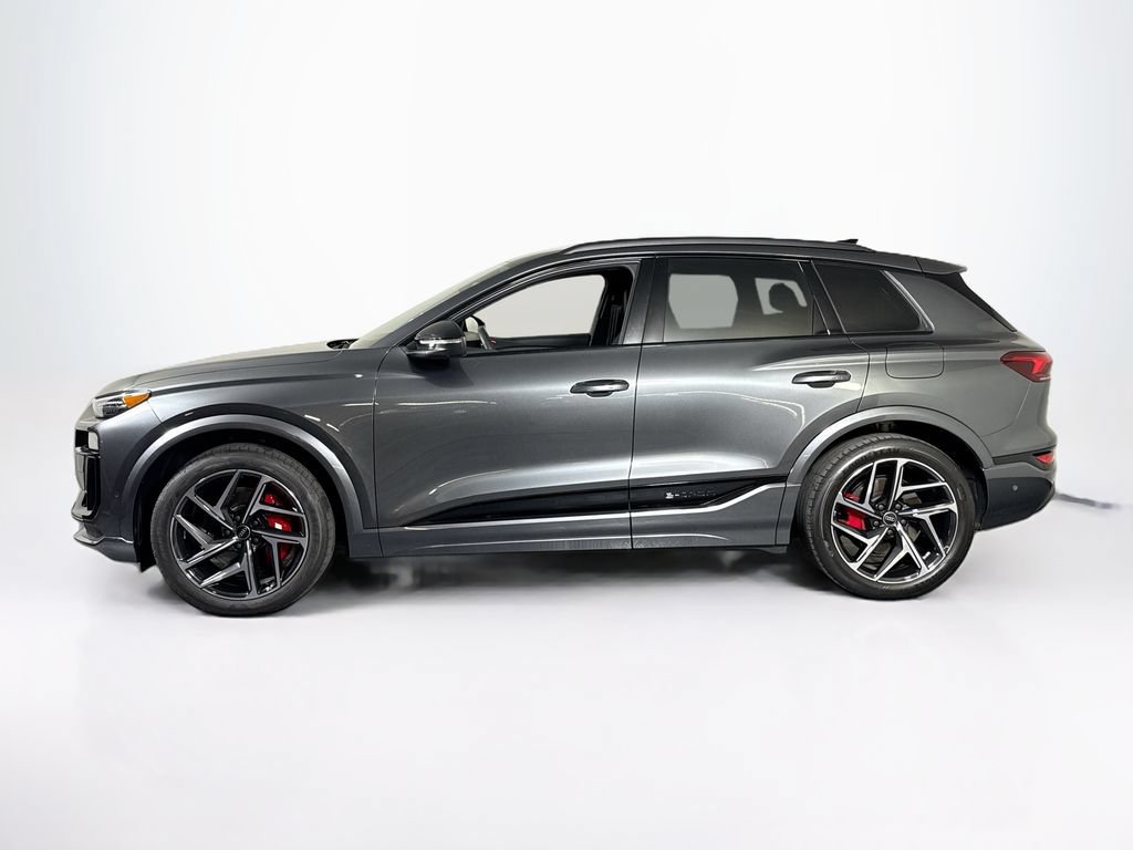 Used 2025 Audi SQ6 e-tron Prestige w/ 21" Black Optic Wheel Package AWD/4WD image 2