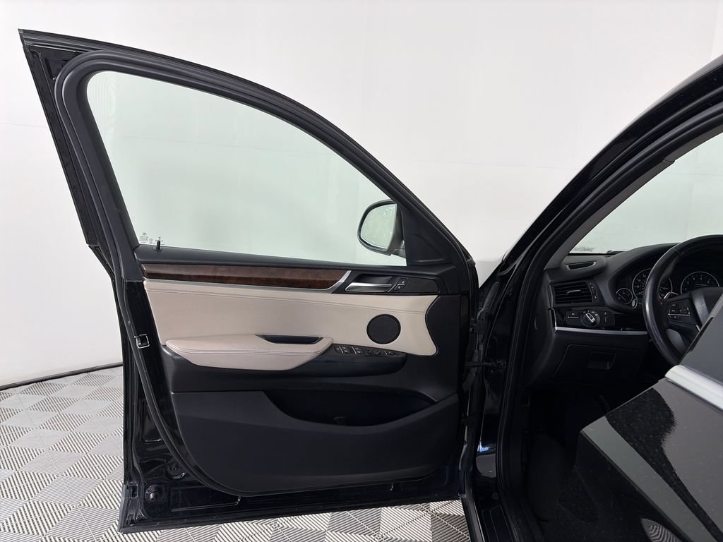 Used 2015 BMW X4 xDrive28i AWD/4WD image 10