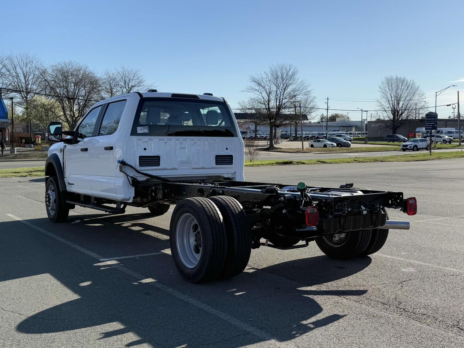New 2025 Ford F550 4x4 Crew Cab Super Duty image 4