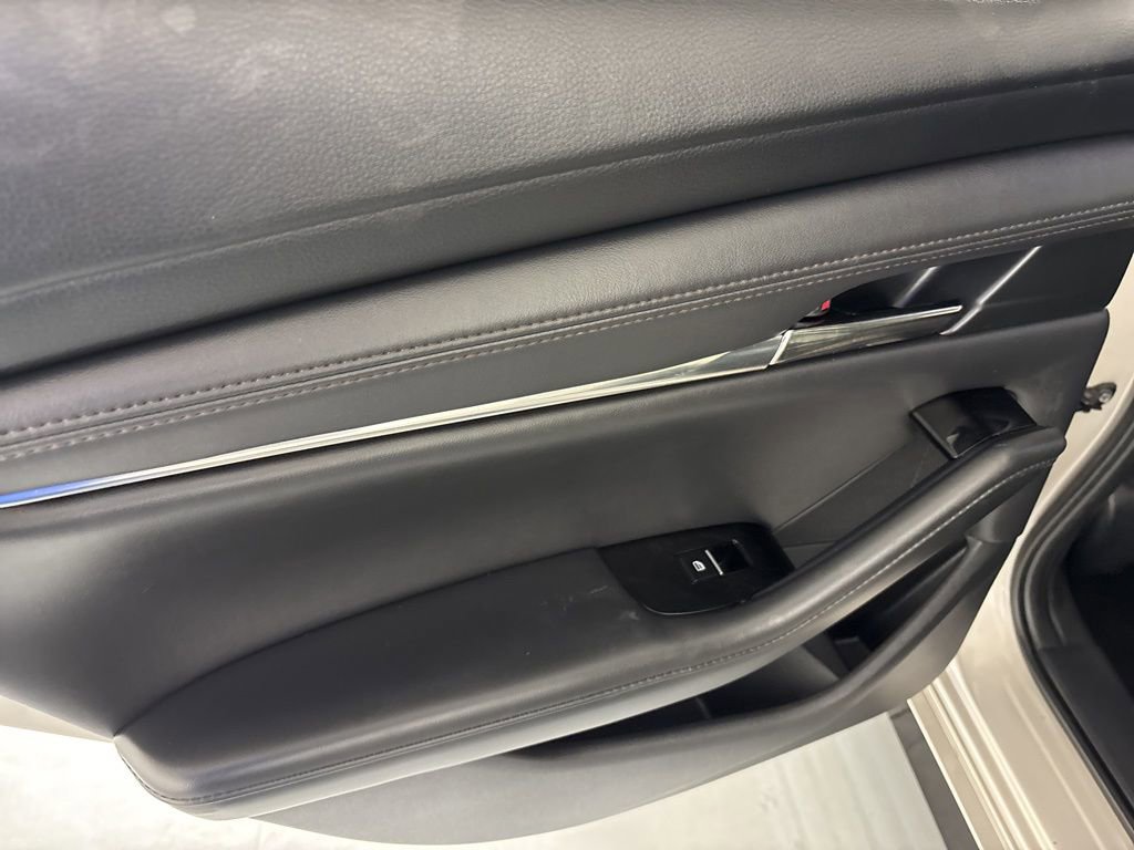Used 2023 MAZDA MAZDA3 s FWD image 19