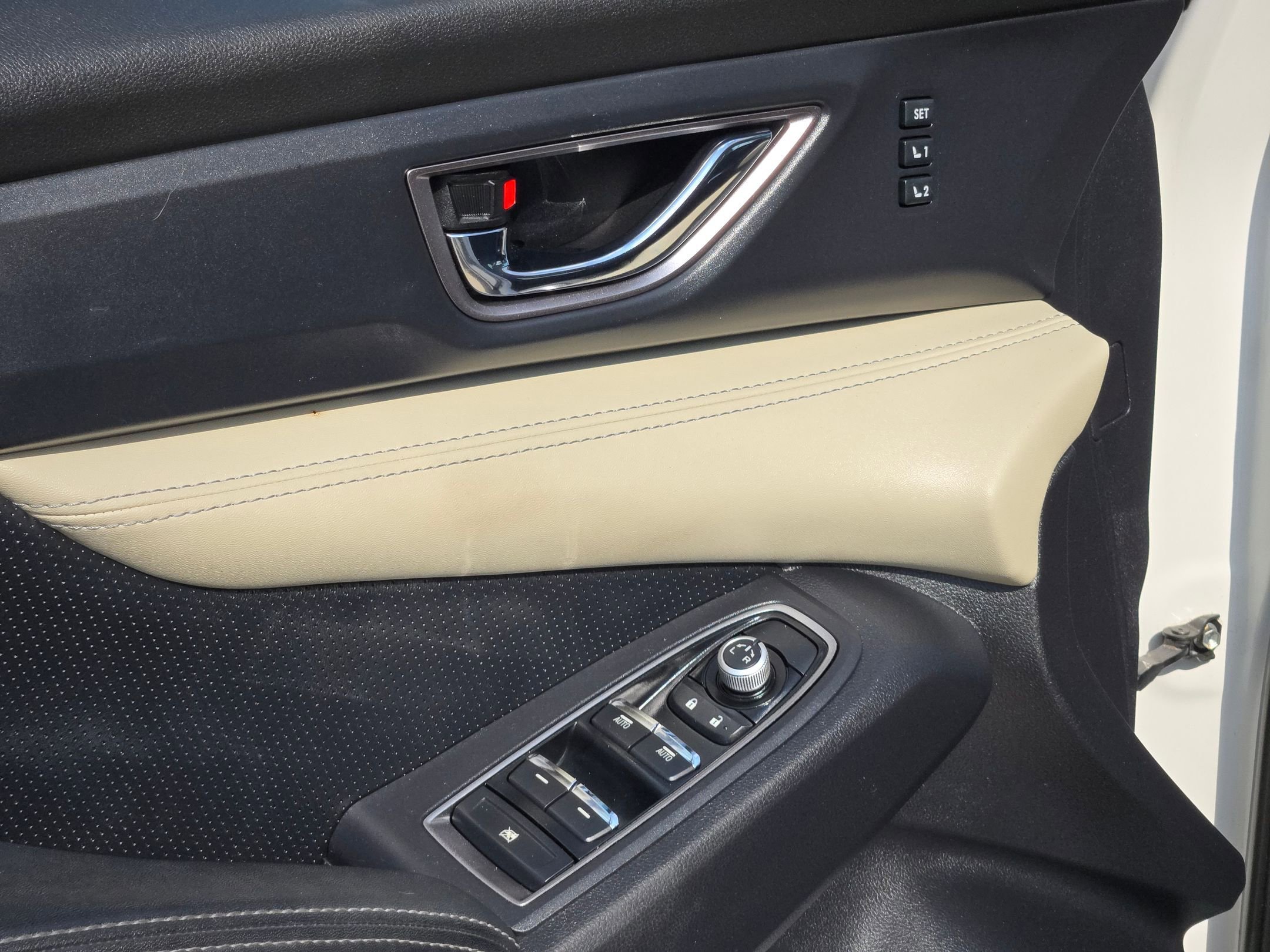 Used 2021 Subaru Ascent Limited w/ Popular Package #2 image 12