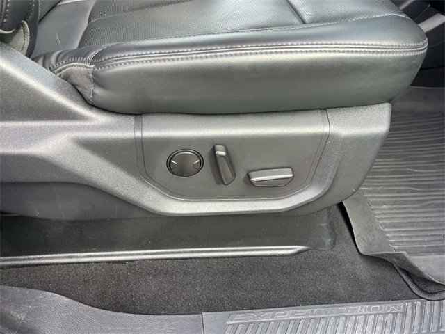 Used 2024 Ford Expedition Max XLT image 25
