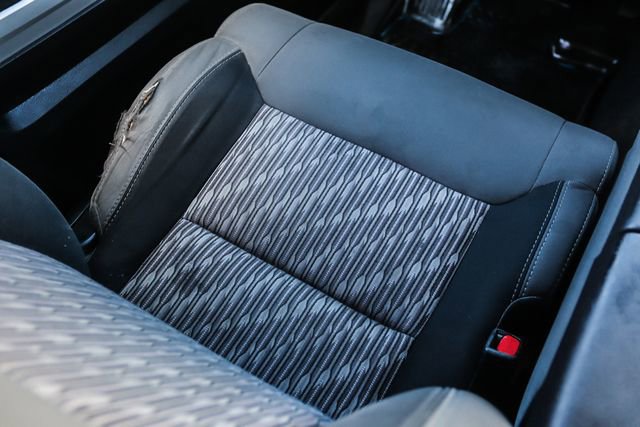 Used 2018 Toyota Tundra SR5 AWD/4WD image 28