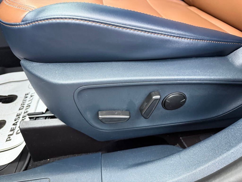 Used 2022 Ford Maverick Lariat w/ Lariat Luxury Package AWD/4WD image 40