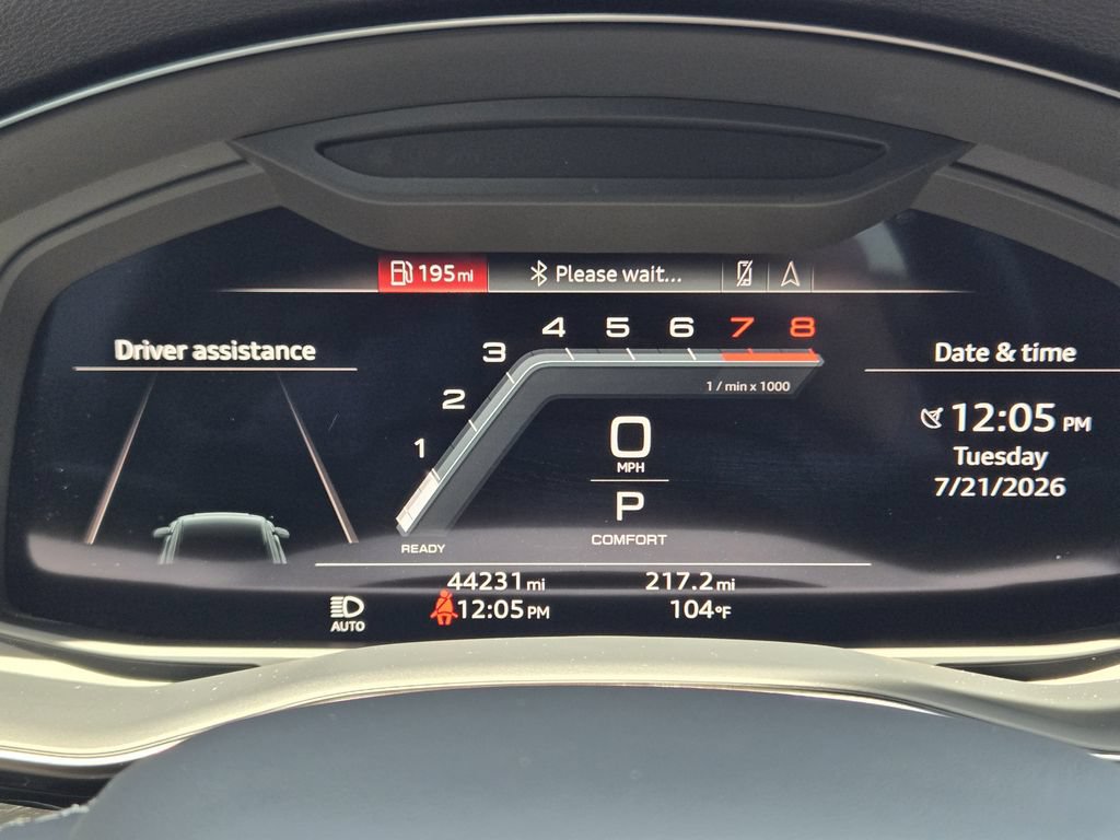 Certified 2023 Audi Q8 Premium Plus w/ Premium Plus Package AWD/4WD image 21