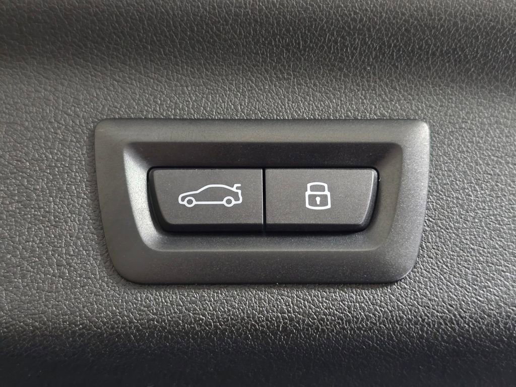 Certified 2024 BMW X1 M35i w/ Premium Package image 11