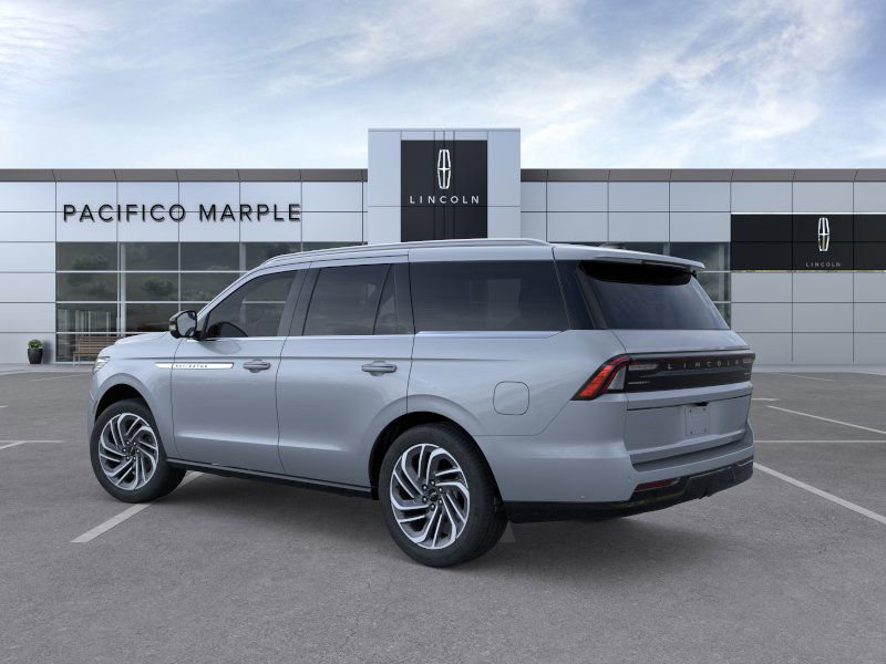 New 2026 Lincoln Navigator Reserve image 4